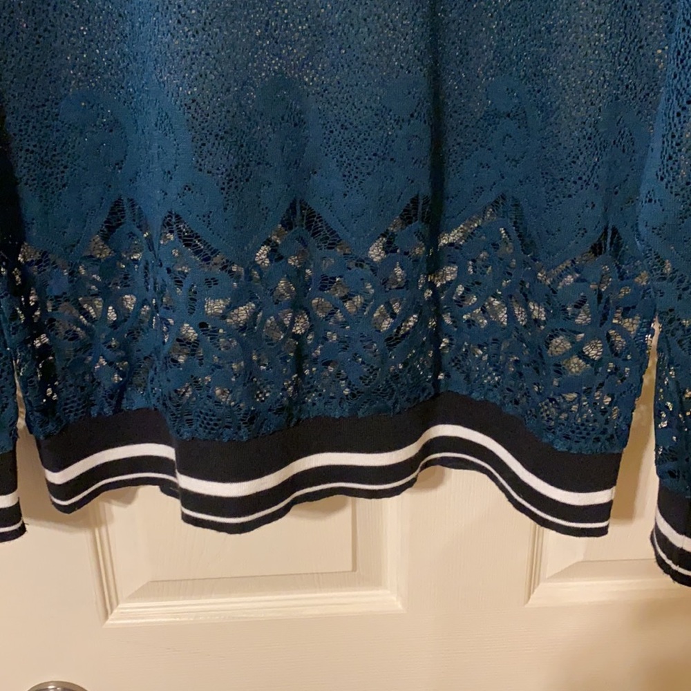 NWOT Fabletics ‘Sophie’ lace tunic, size S - Picture 6 of 7